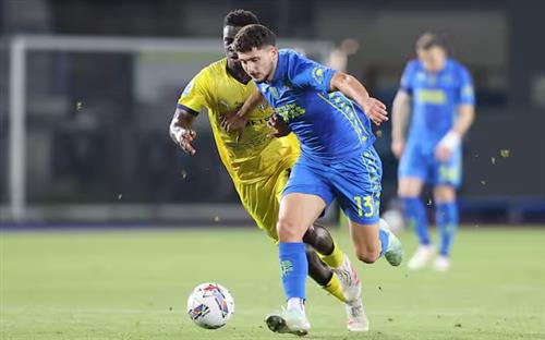 恩波利 vs 帕尔马